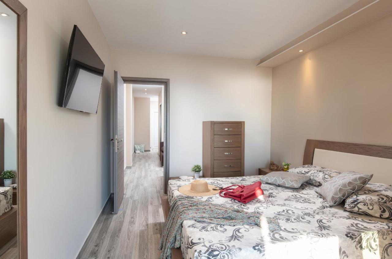 Sunset Studios - Suites With Seaview & Back Side Apartements Toroni Esterno foto
