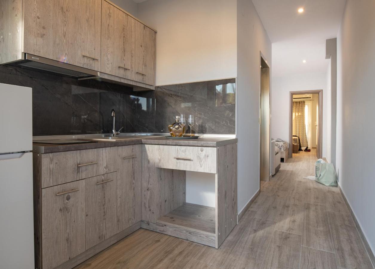 Sunset Studios - Suites With Seaview & Back Side Apartements Toroni Esterno foto