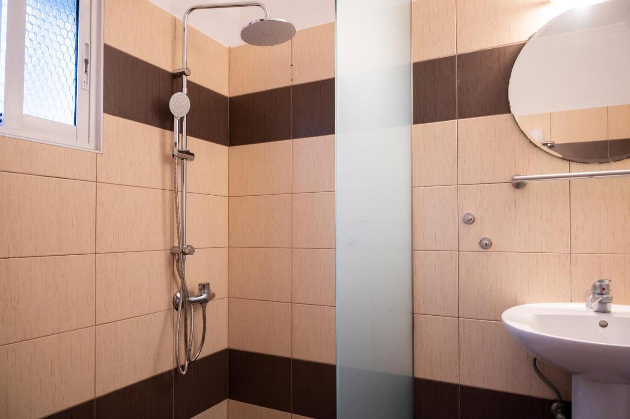 Sunset Studios - Suites With Seaview & Back Side Apartements Toroni Esterno foto