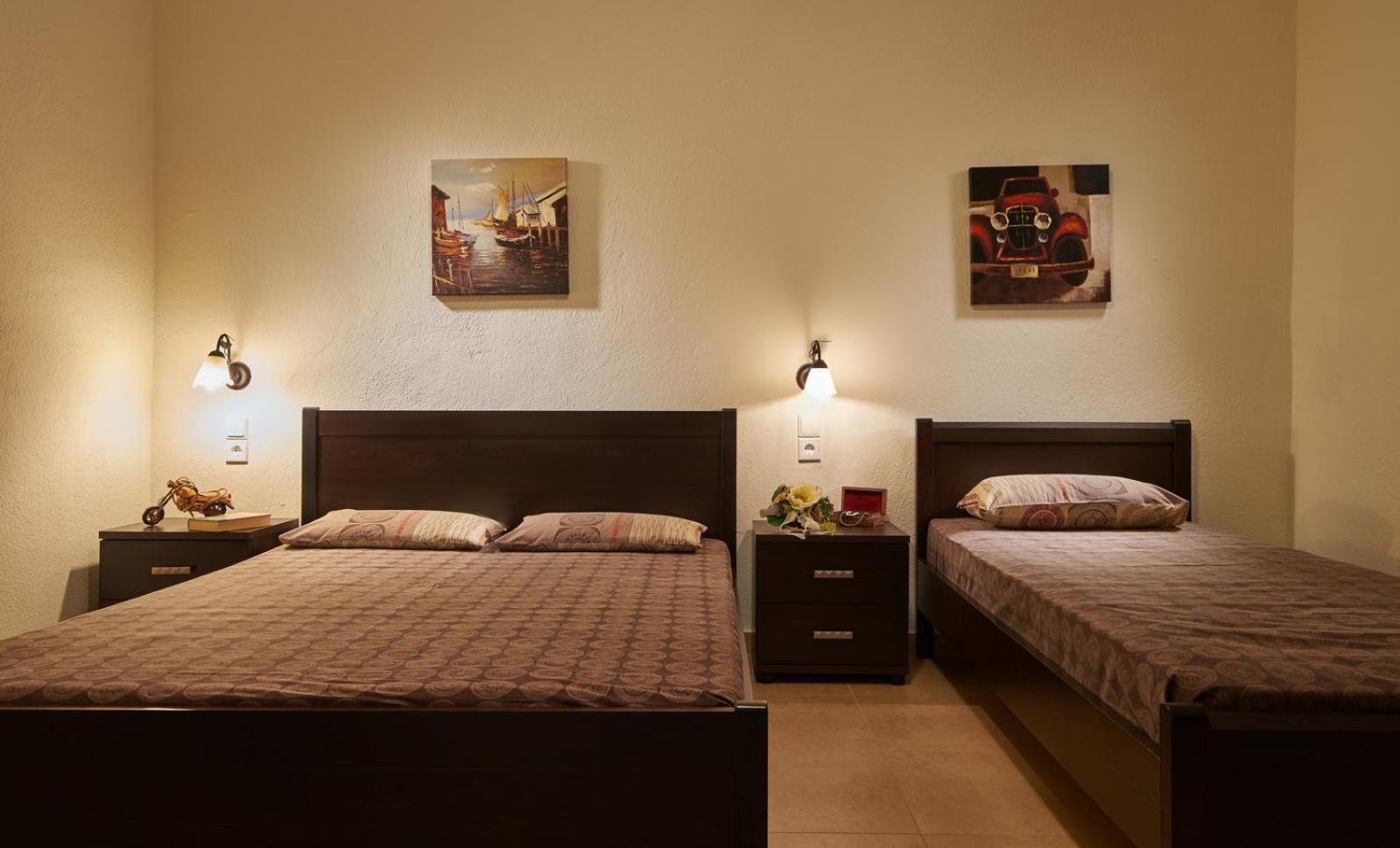 Sunset Studios - Suites With Seaview & Back Side Apartements Toroni Esterno foto