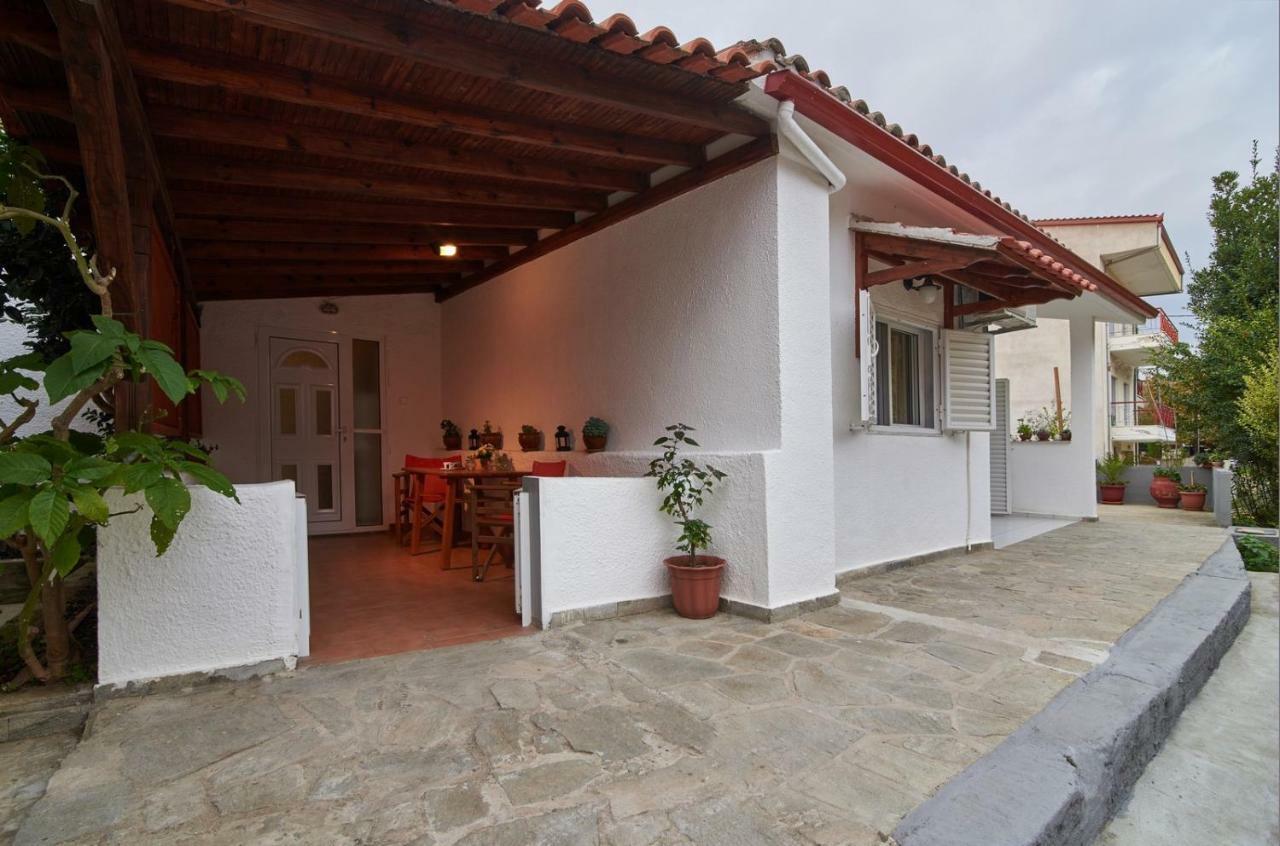 Sunset Studios - Suites With Seaview & Back Side Apartements Toroni Esterno foto